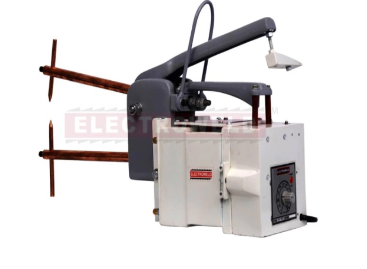Spot welding machine